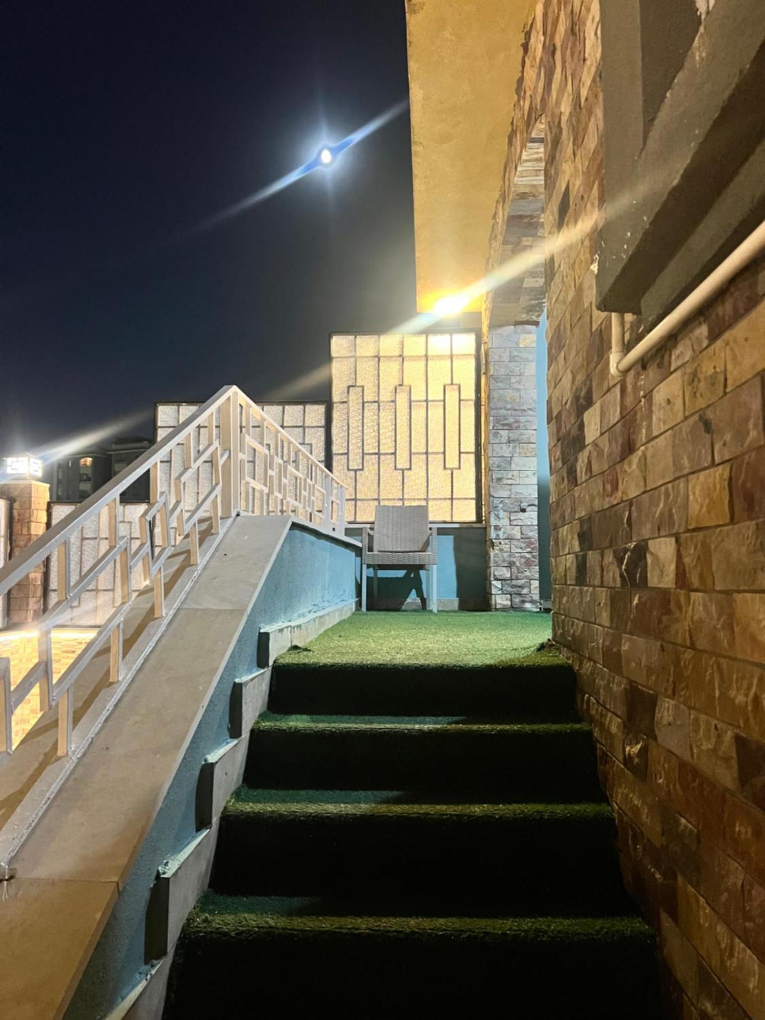 Apartment شقه مفروشه ارضي بحديقه خاصه In Cairo